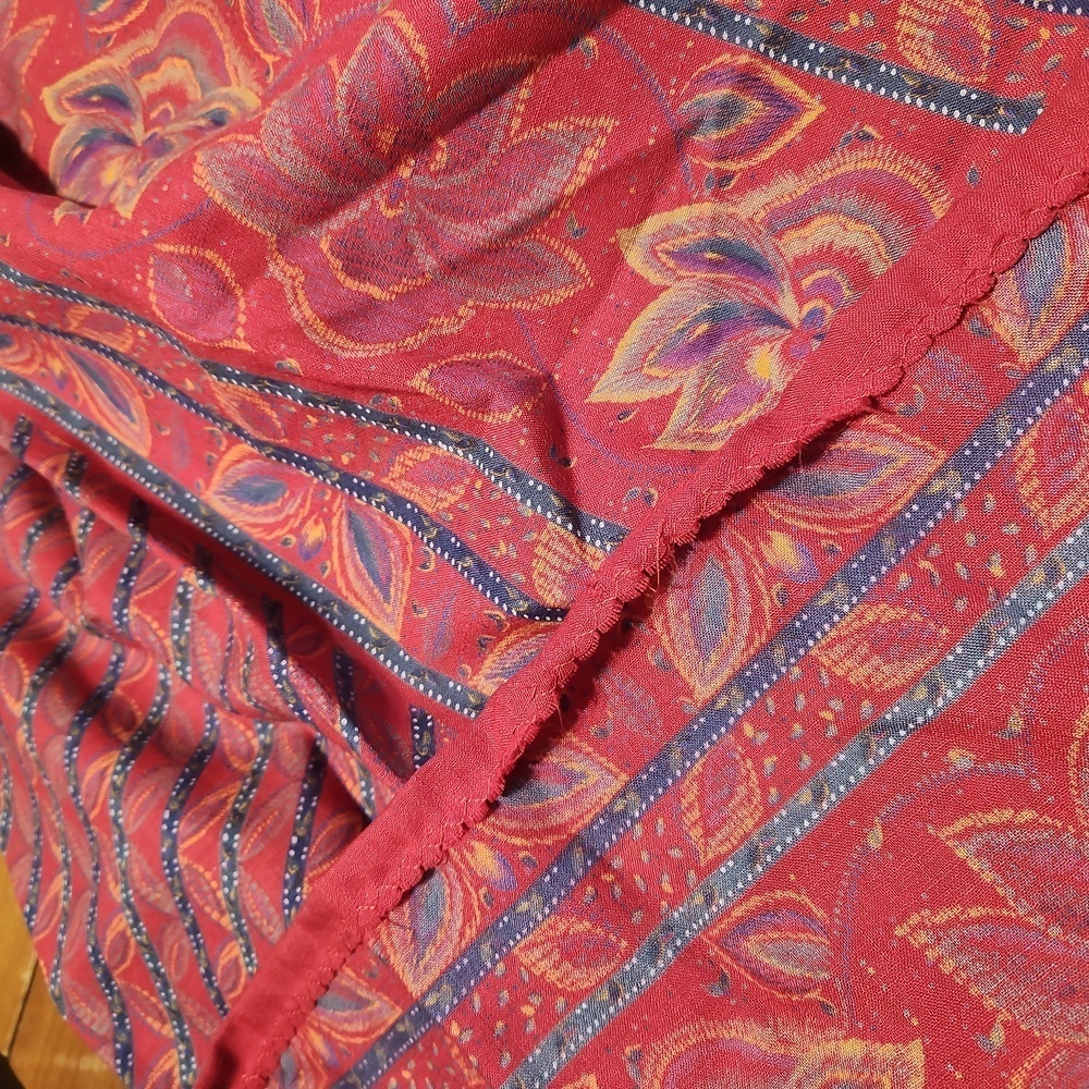 RED LONG SKIRT M/L - Picture 13 of 17